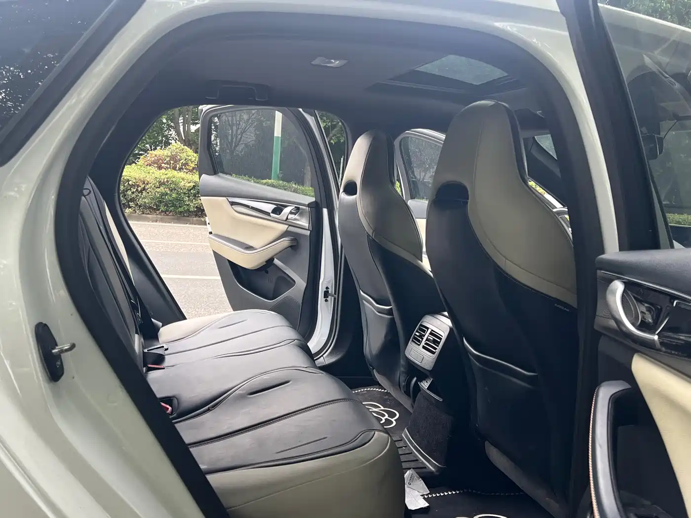 BYD Qin PLUS 2021 EV 400KM Luxury Model фото 8