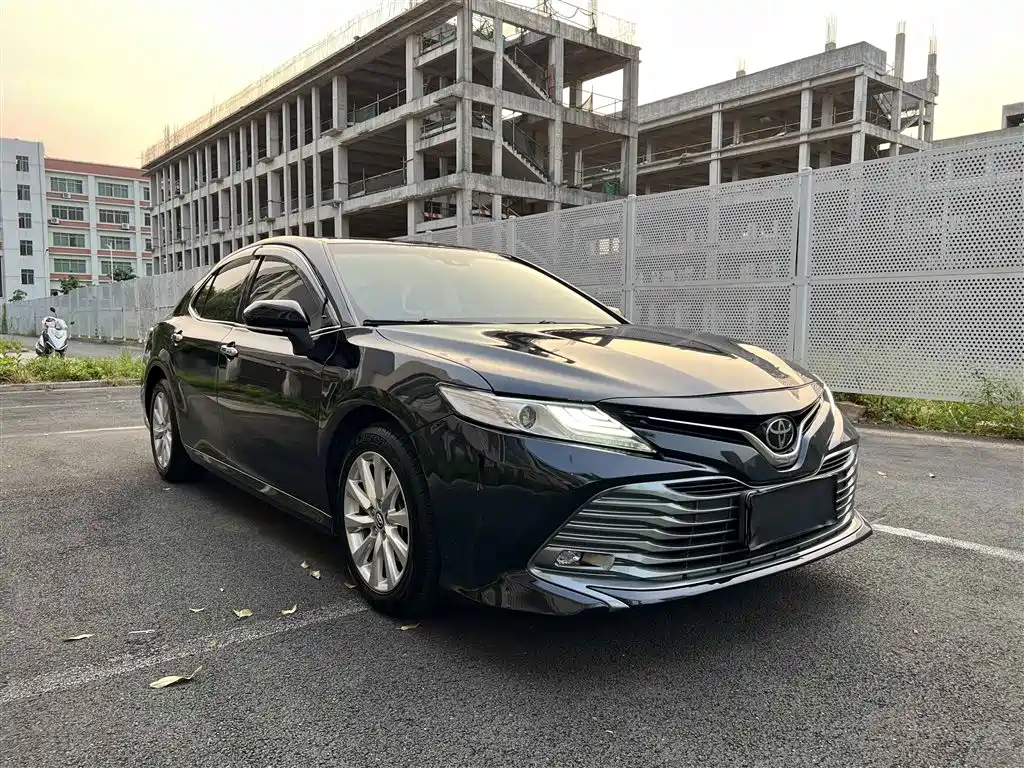 Toyota Camry 2021 2.0G Luxury Edition фото 6