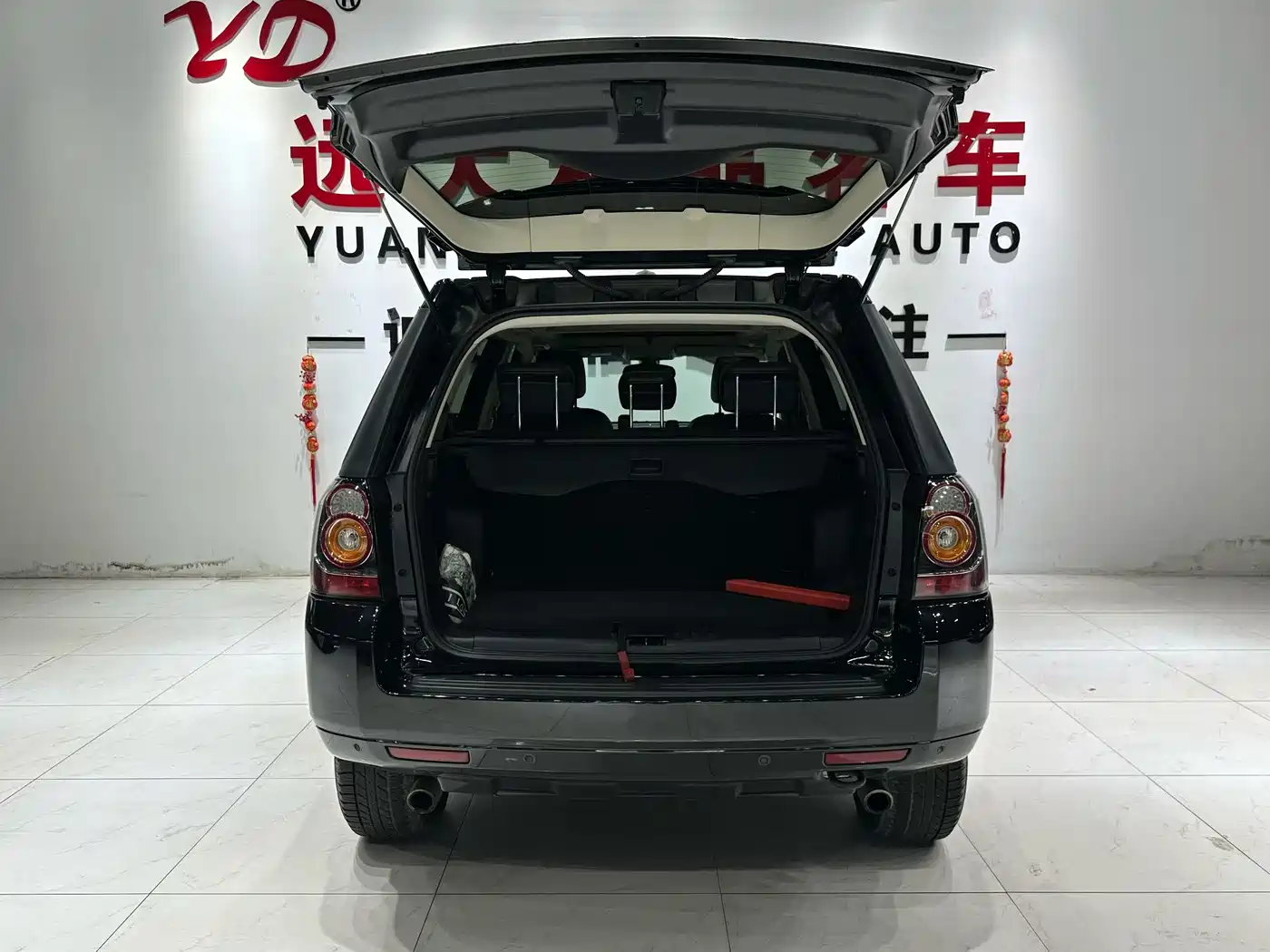 Land Rover Freelander 2 2013 2.0T Si4 SE Petrol Version фото 18