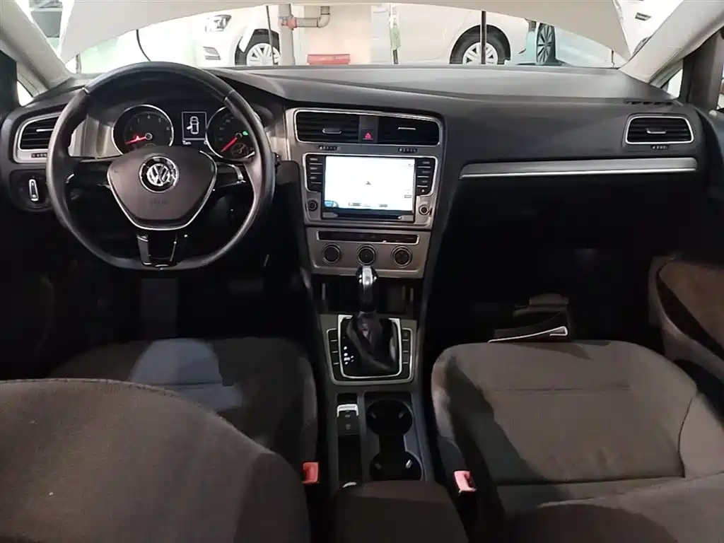 Volkswagen Golf 2014 1.4TSI Automatic Comfort фото 10