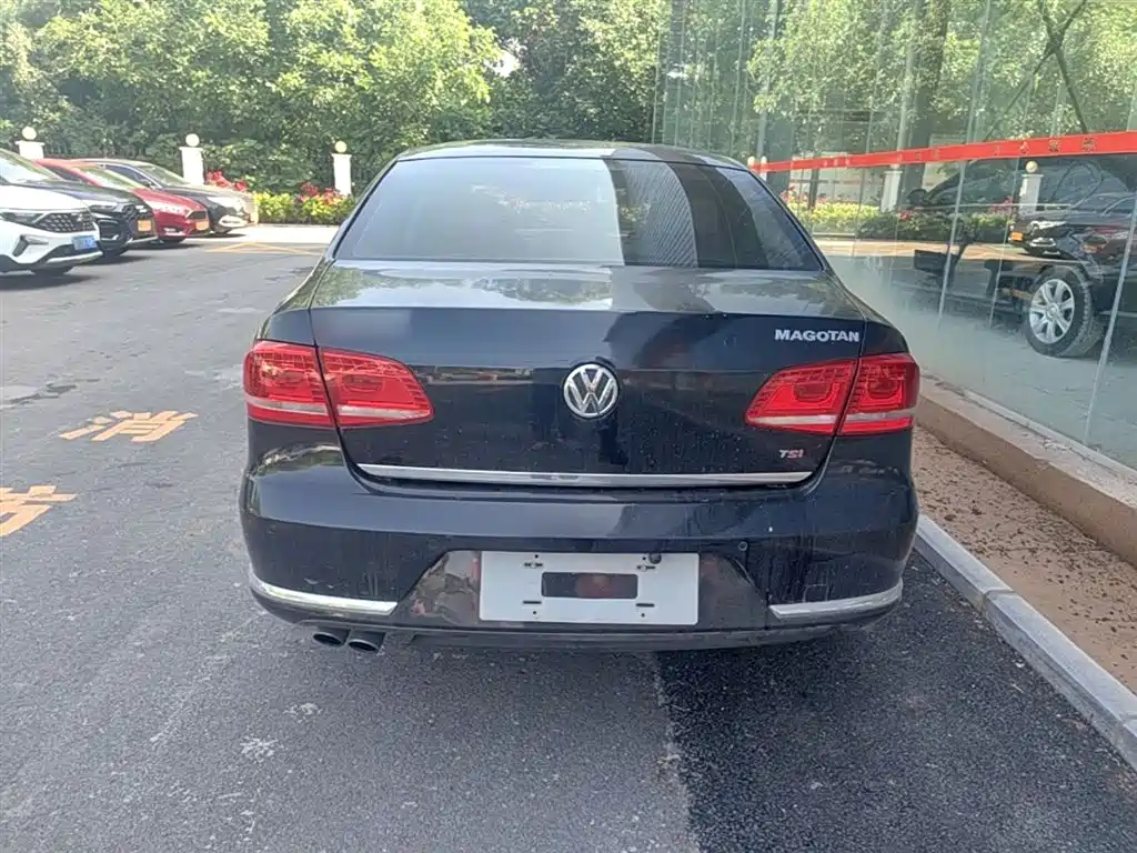 Volkswagen Magotan 2015 Facelift 1.8TSI Luxury фото 6