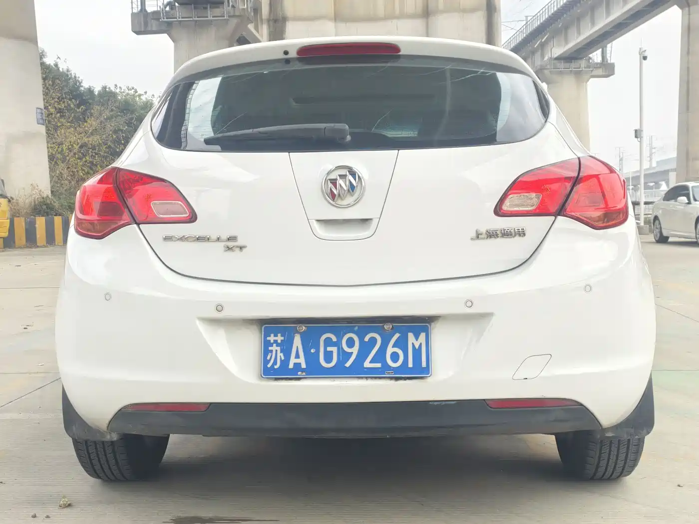 Buick Excelle 2014 XT 1.6L Automatic Fashion фото 3