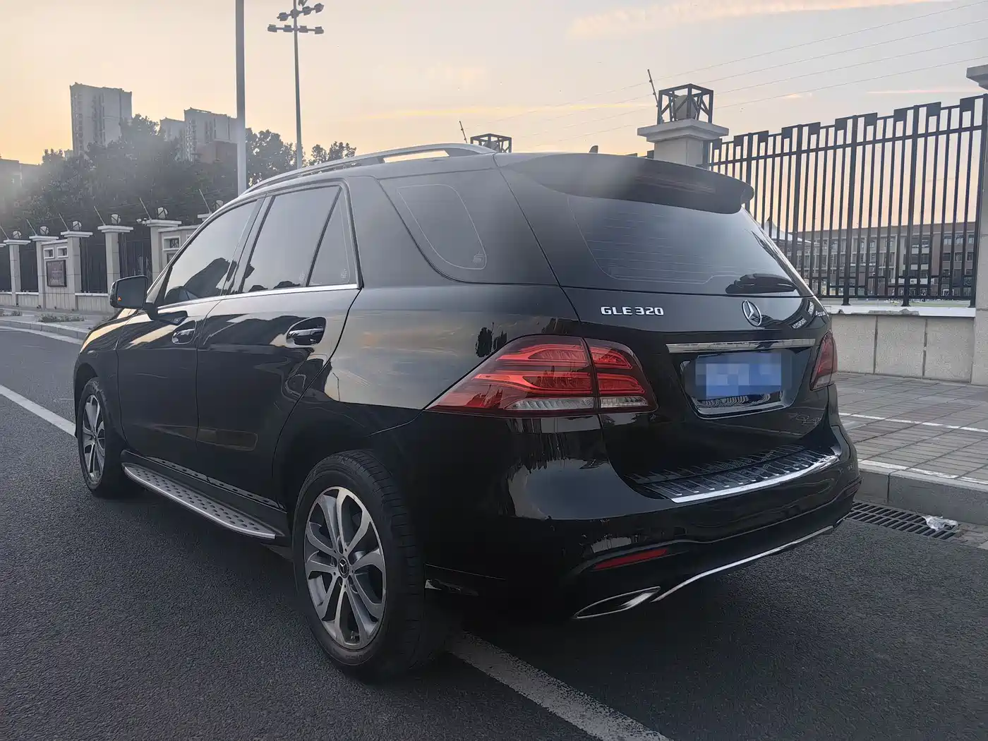 Mercedes-Benz GLE 2018 GLE 320 4MATIC Dynamic Ultimate Edition фото 5