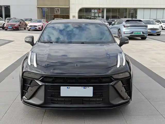 Lynk & Co 03 03+ 2.0TD, автомат, Перформанс, Продвинутая