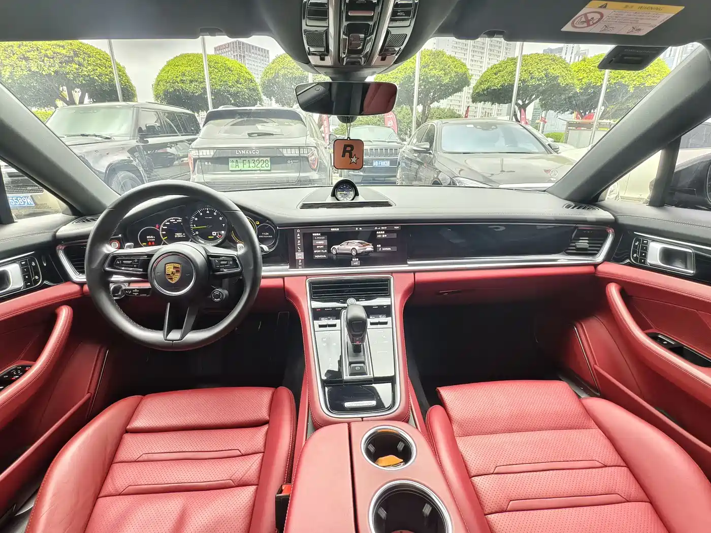 PORSCHE PANAMERA NEW ENERGY