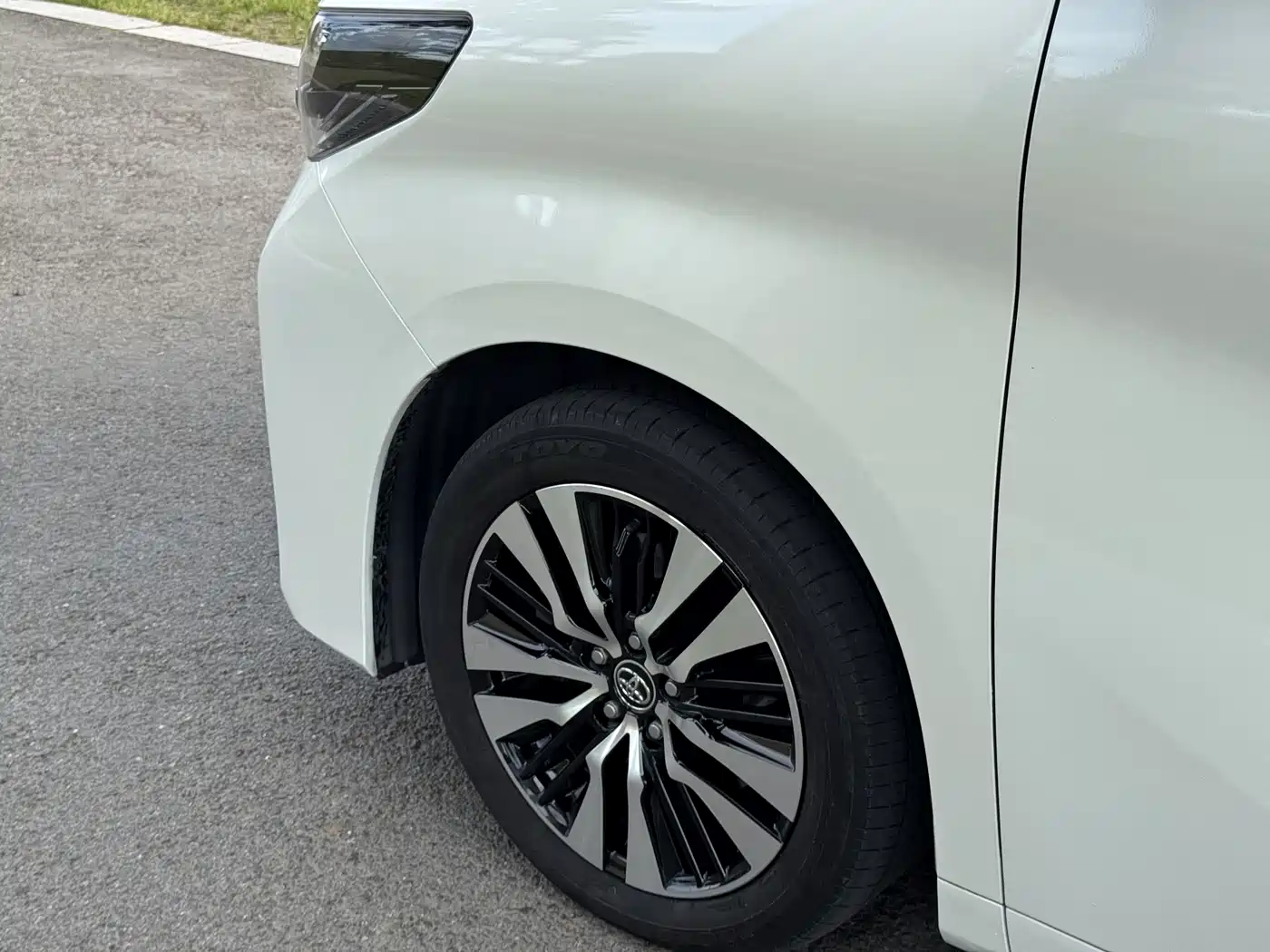 Toyota Alphard 2018 Facelift 3.5L Premium Edition фото 9