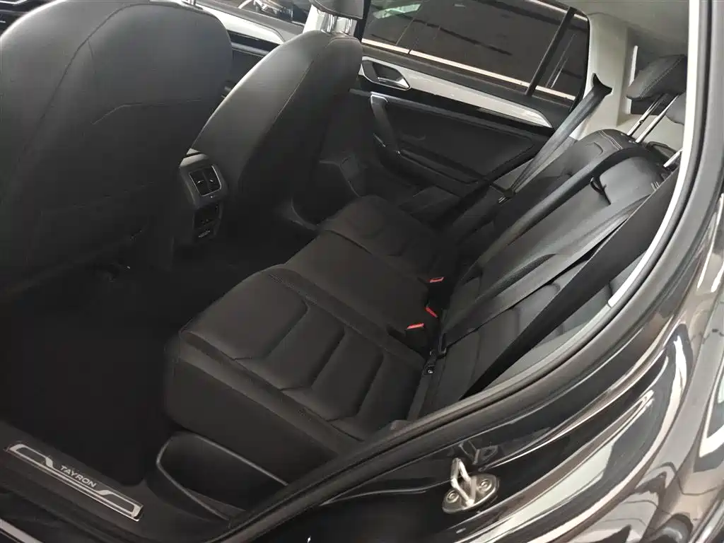 Volkswagen Tayron 2020 330TSI 2WD Luxury Smart Edition фото 15