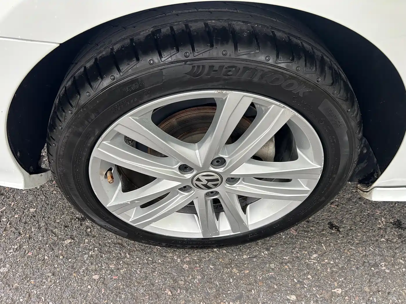Volkswagen Sagitar 2018 280TSI DSG Spark Edition фото 8