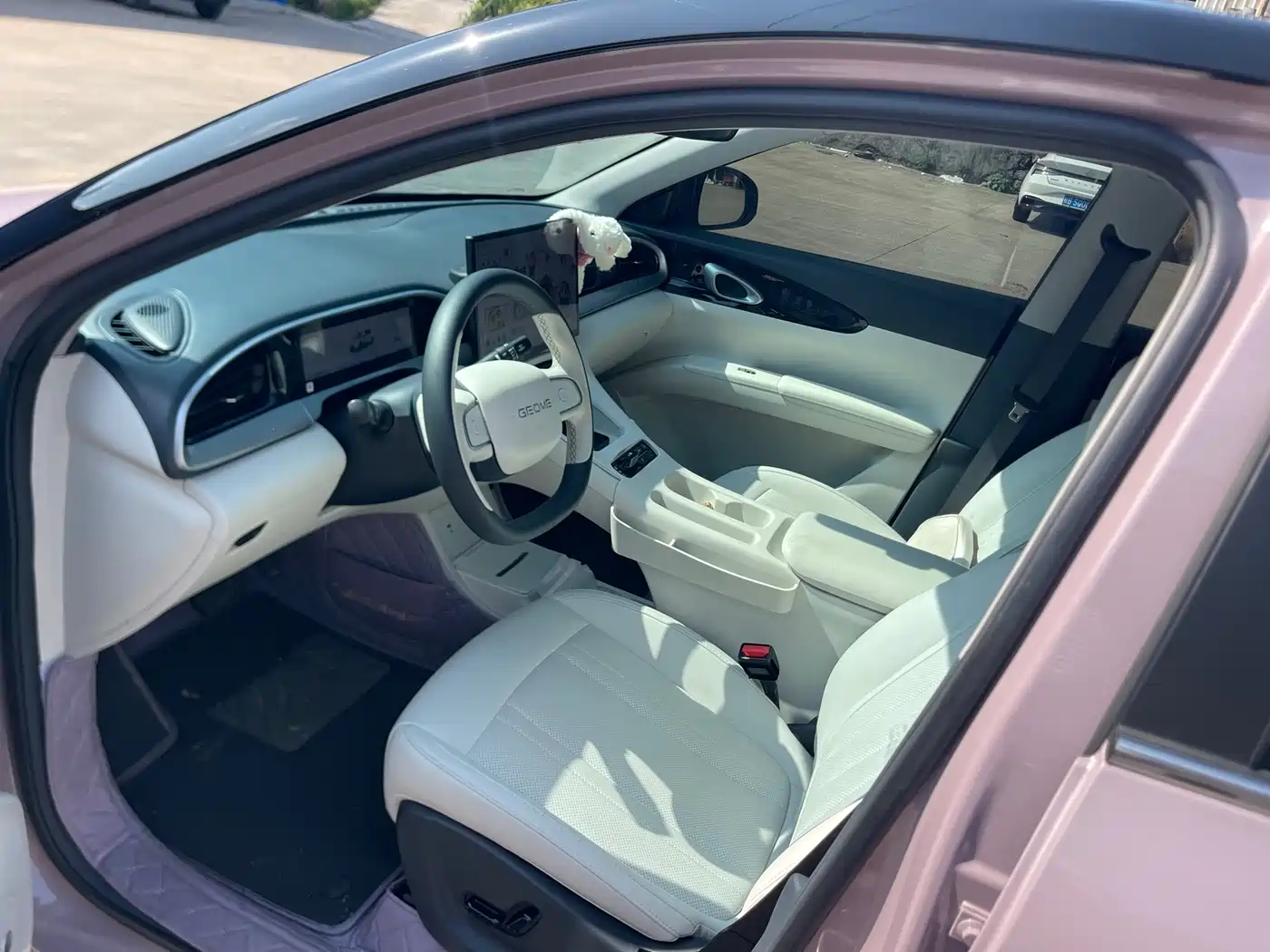 Geely Galaxy Starry Wish 2025 UP 410km Explorer+ Edition фото 9