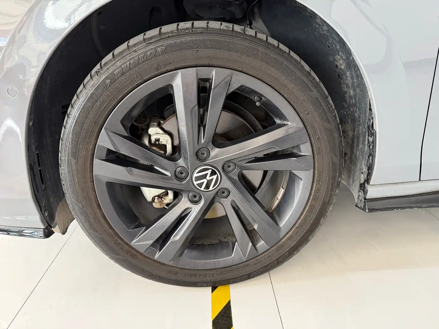Volkswagen Golf 2023 280TSI DSG R-Line Lite фото 13