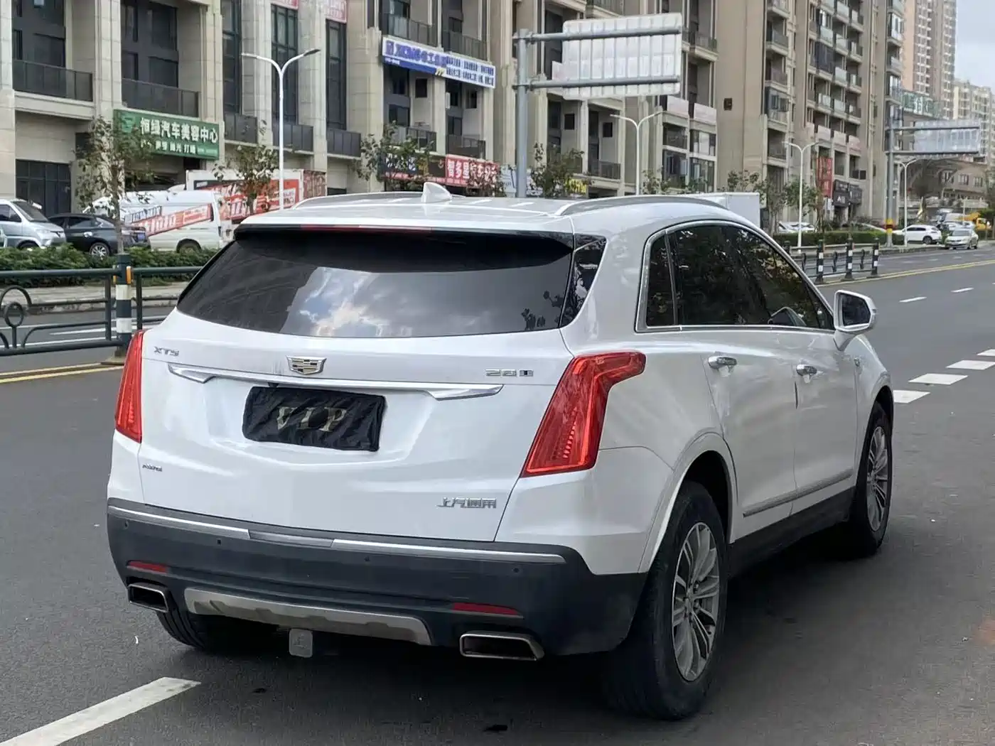 Cadillac XT5 2017 Anniversary Edition 28T 4WD Luxury фото 18
