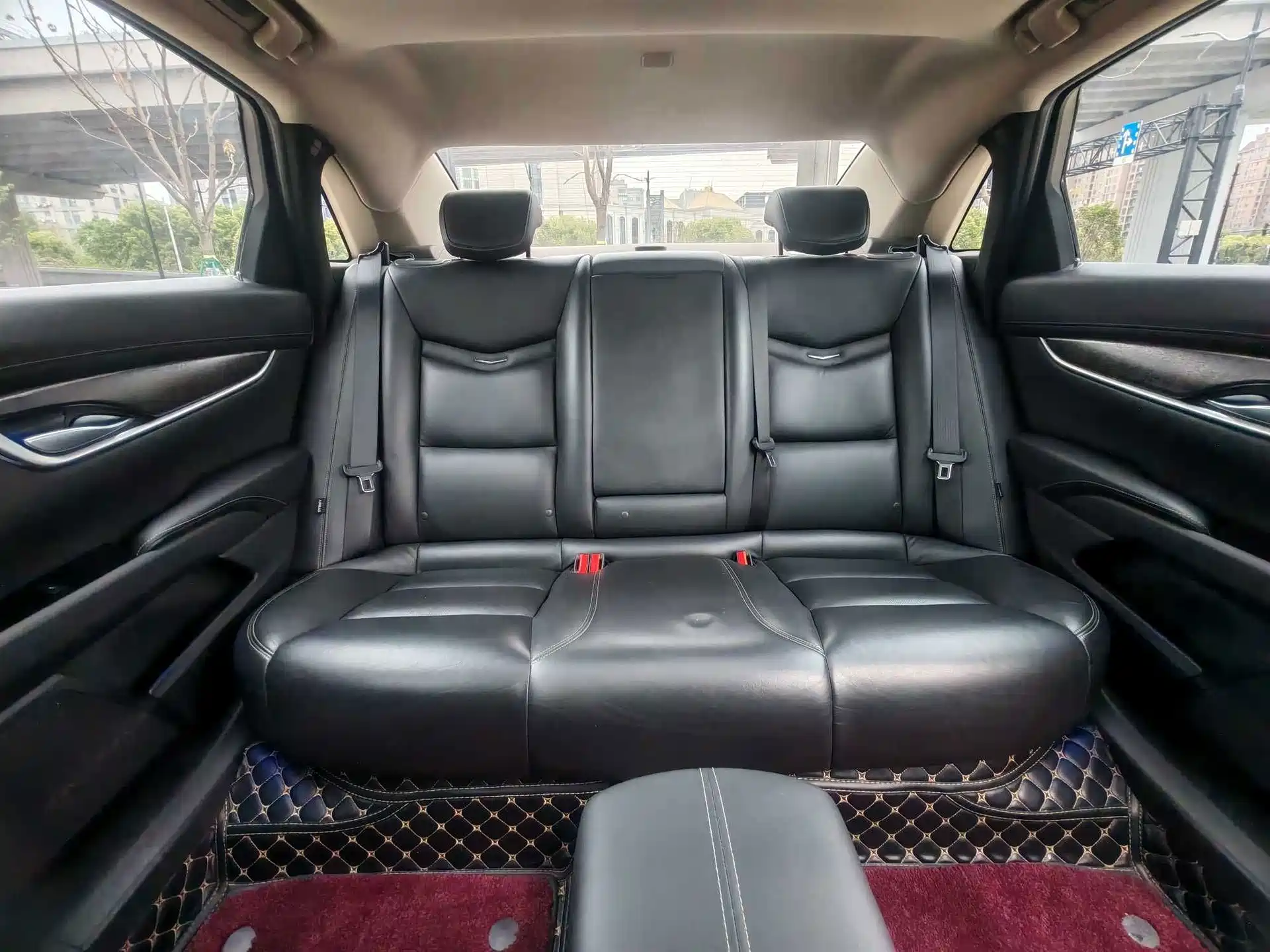 Photo 14 - Cadillac XTS
