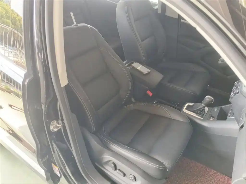 Volkswagen Tiguan 2016 Model 300TSI Automatic 2WD Luxury Edition фото 25