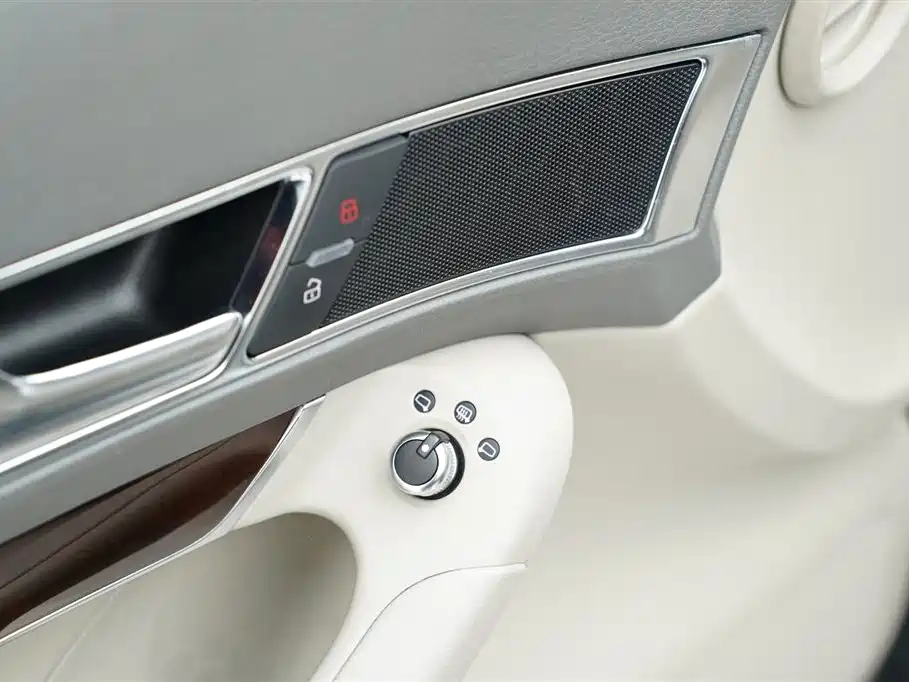 Audi A6L 2010 2.4L Technology фото 22