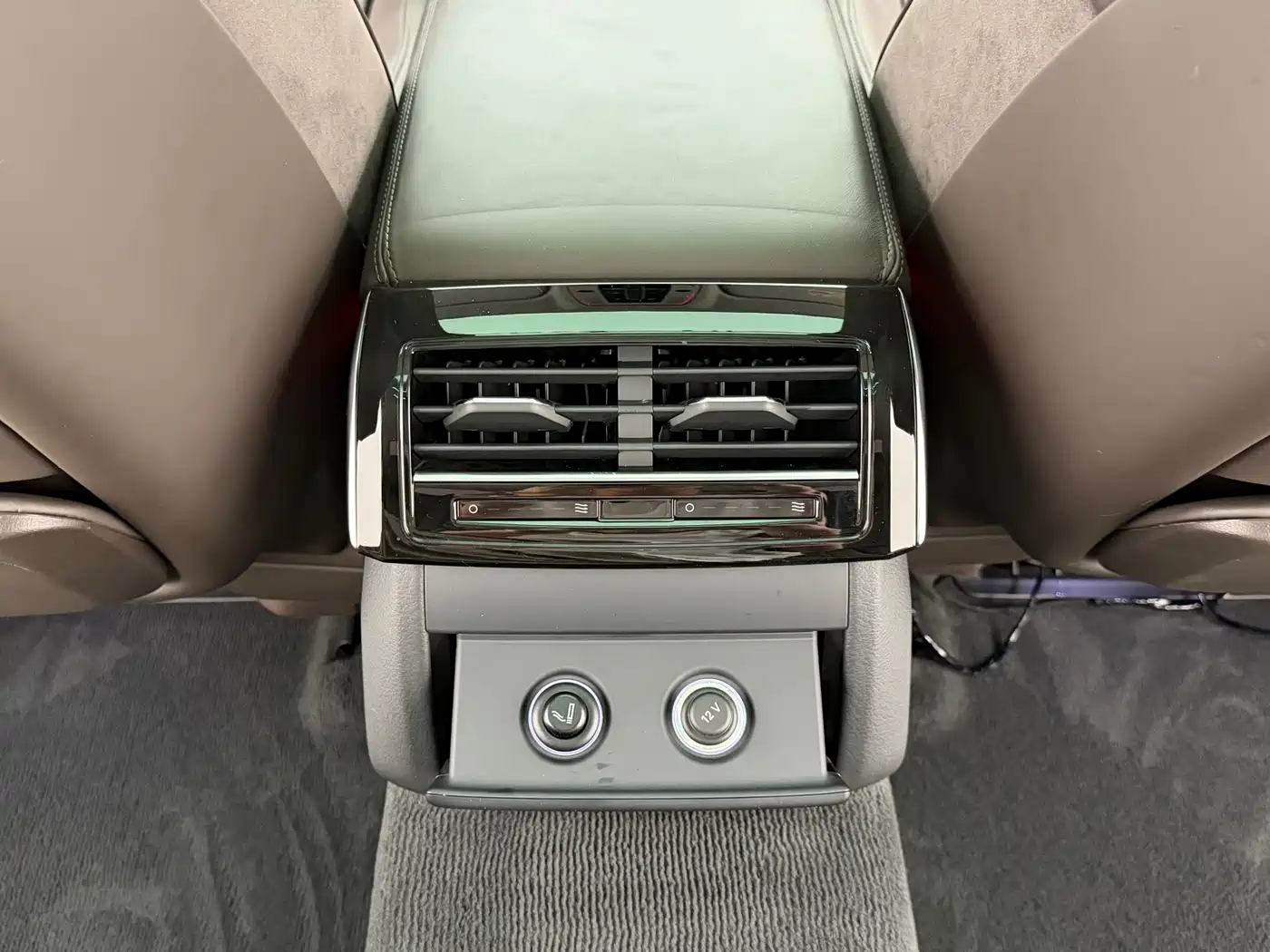 Audi A8 2019 Plus A8L 50 TFSI quattro Comfort фото 16