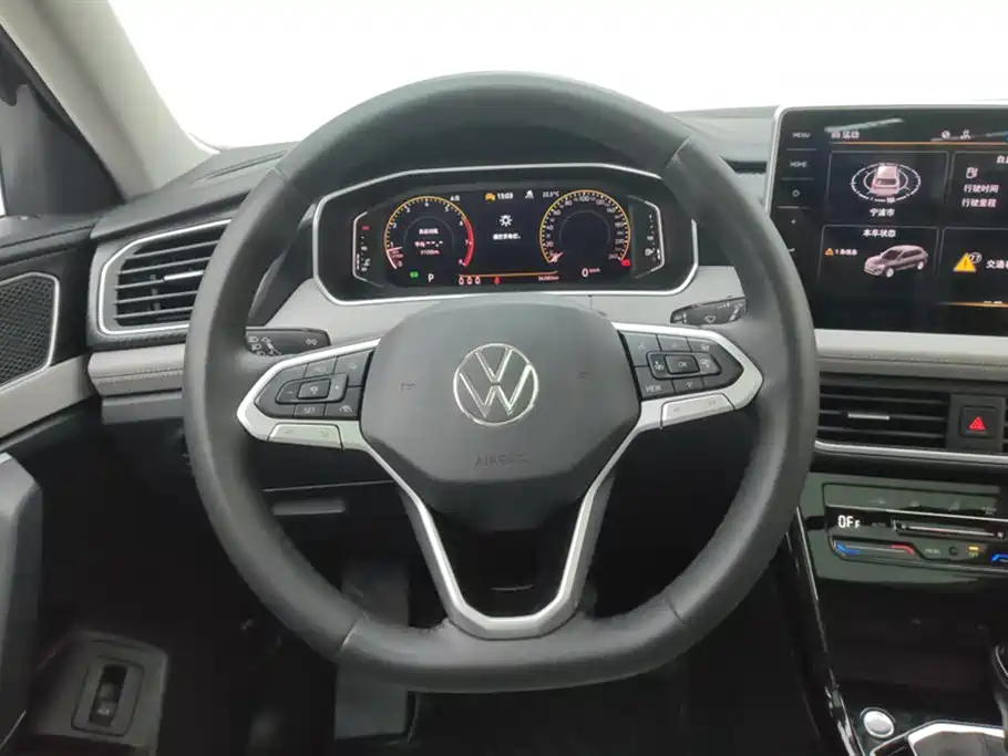 Volkswagen Tayron 2023 330TSI 2WD Luxury Plus Advanced Edition фото 15