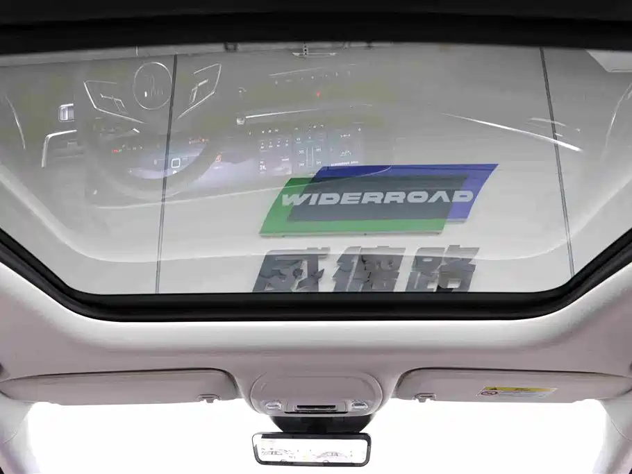 Buick Envision Plus 2025 Enclave Plus 28T 2WD Platinum Edition фото 24