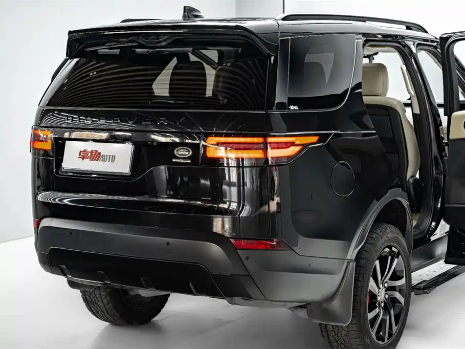 Land Rover Discovery 2019 3.0 SC V6 HSE фото 37
