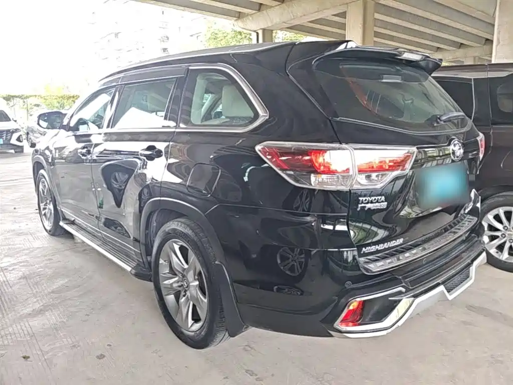 Toyota Highlander 2015 2.0T AWD Luxury Edition 7-seater фото 5