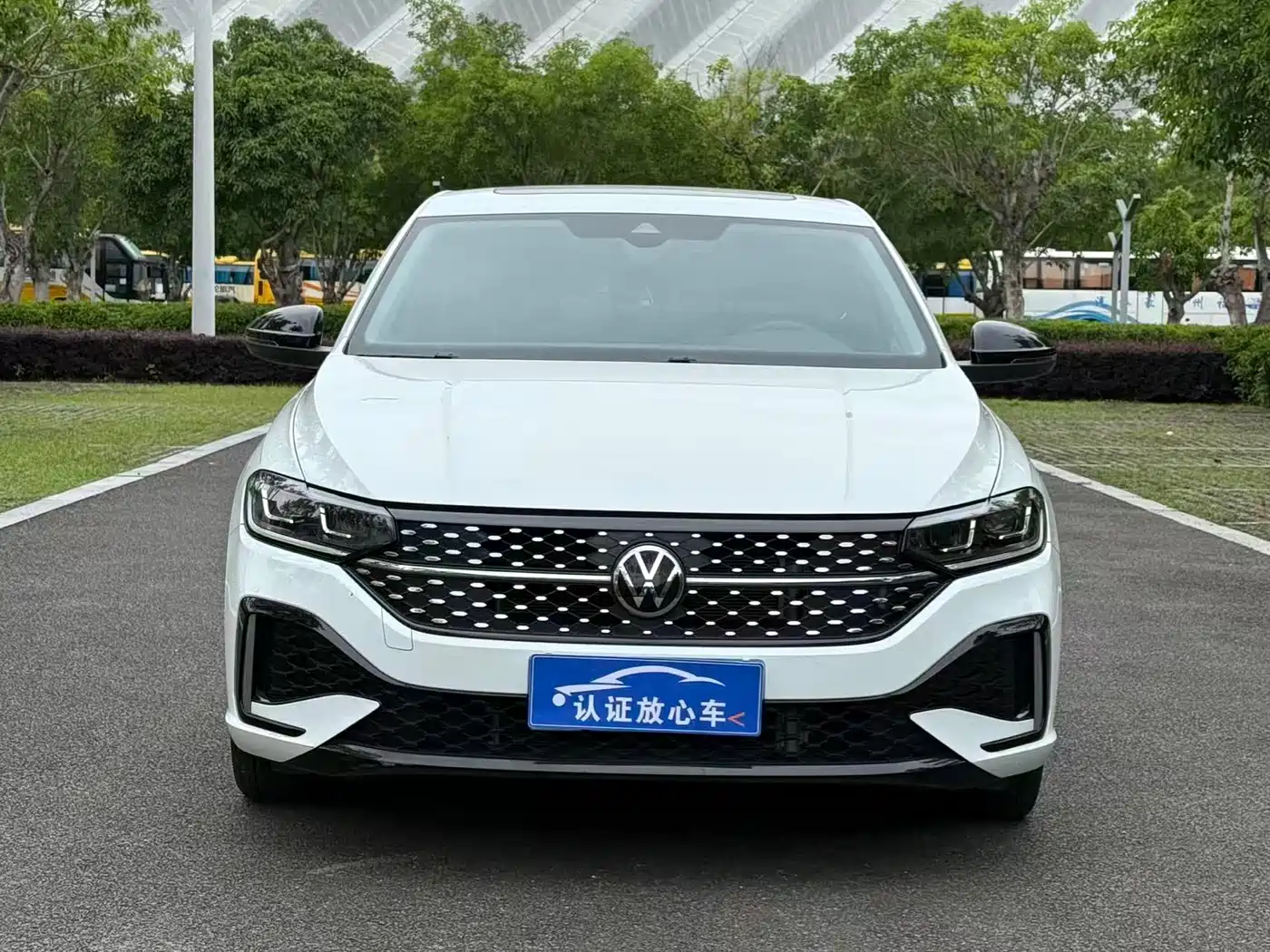 Volkswagen Lavida 2024 Model 300TSI DSG Starlight Full Comfort Edition фото 11