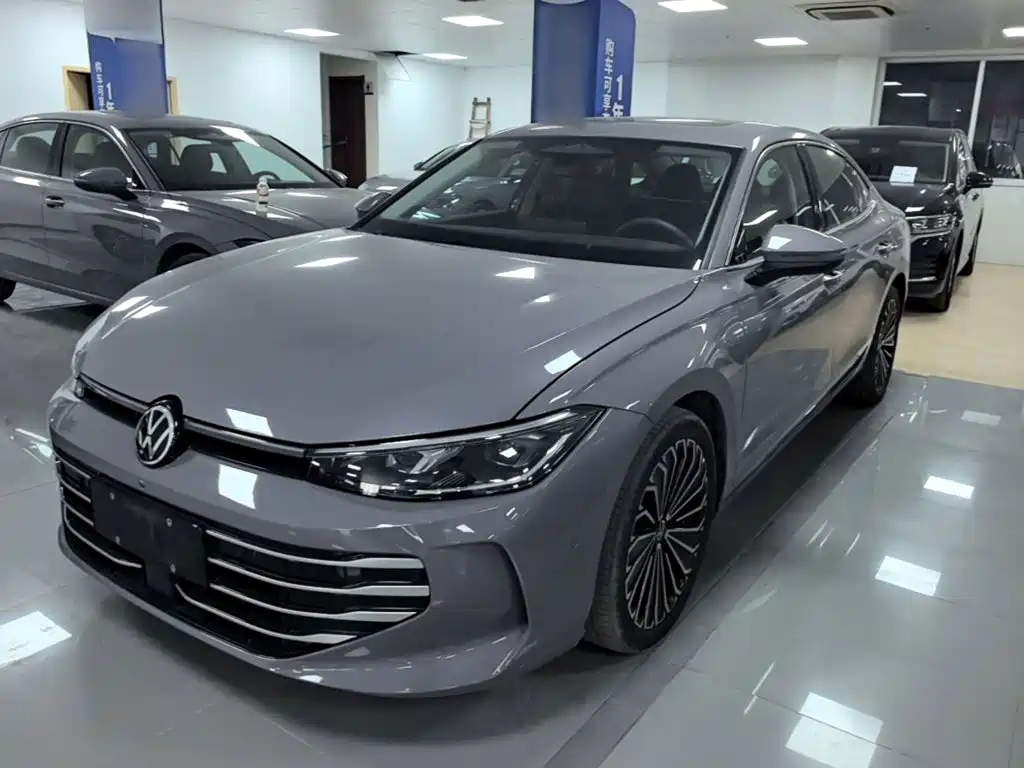 Volkswagen Passat 2025 Pro 380TSI Dragon Prestige Edition