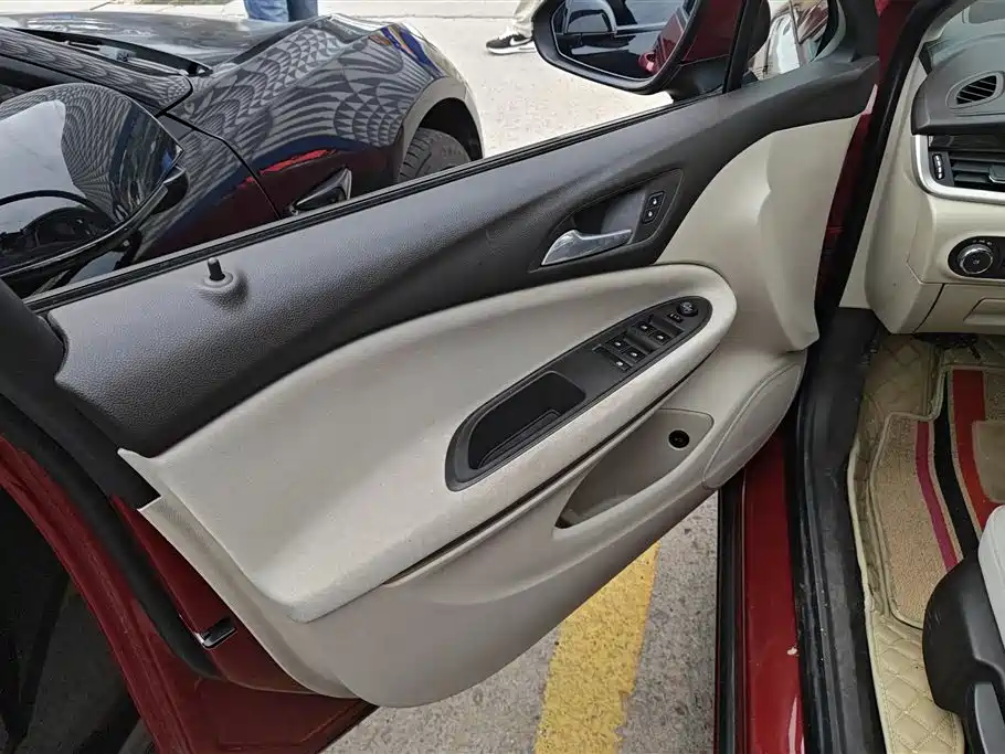 Buick Verano 2015 Sedan 15S Automatic Progressive фото 7