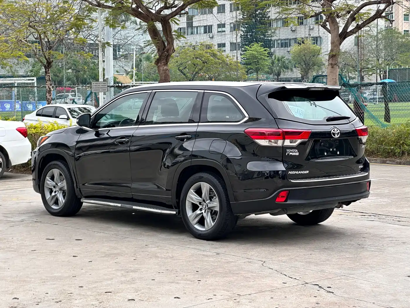 Toyota Highlander 2018 2.0T 2WD Luxury 7-Seater China VI фото 4