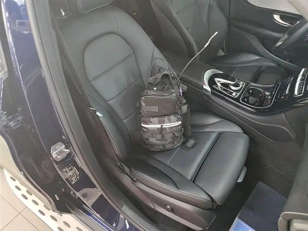 Mercedes-Benz GLC 2018 GLC 200 4MATIC фото 25