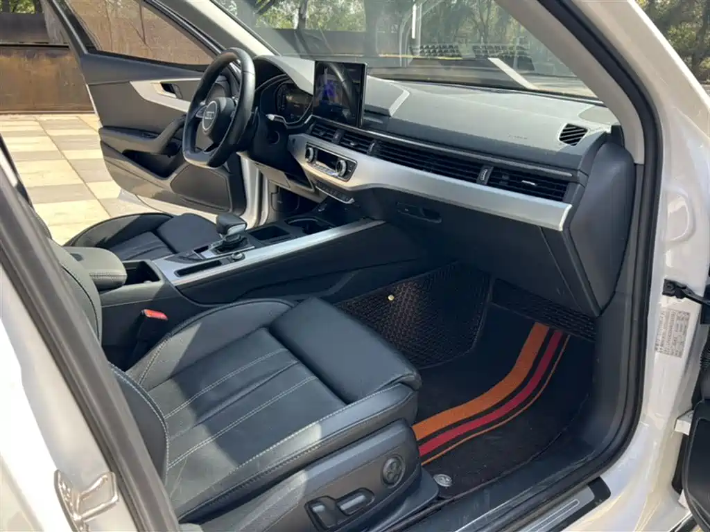 Audi A4L 2022 40 TFSI Luxury Dynamic фото 19