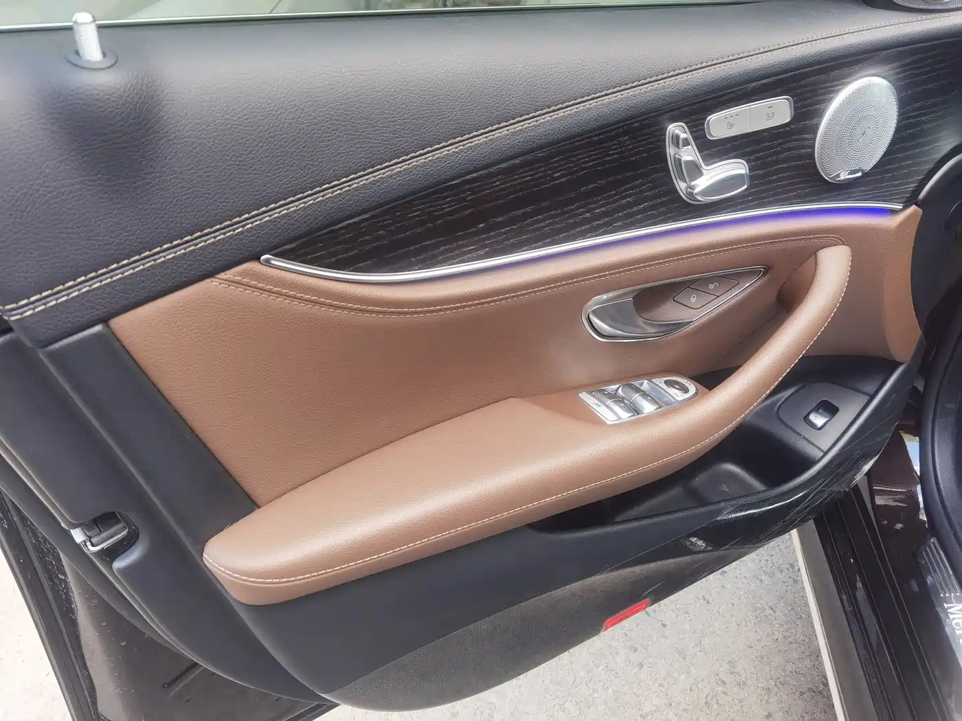 Mercedes-Benz E-Class 2021 E 260 L Sport фото 15