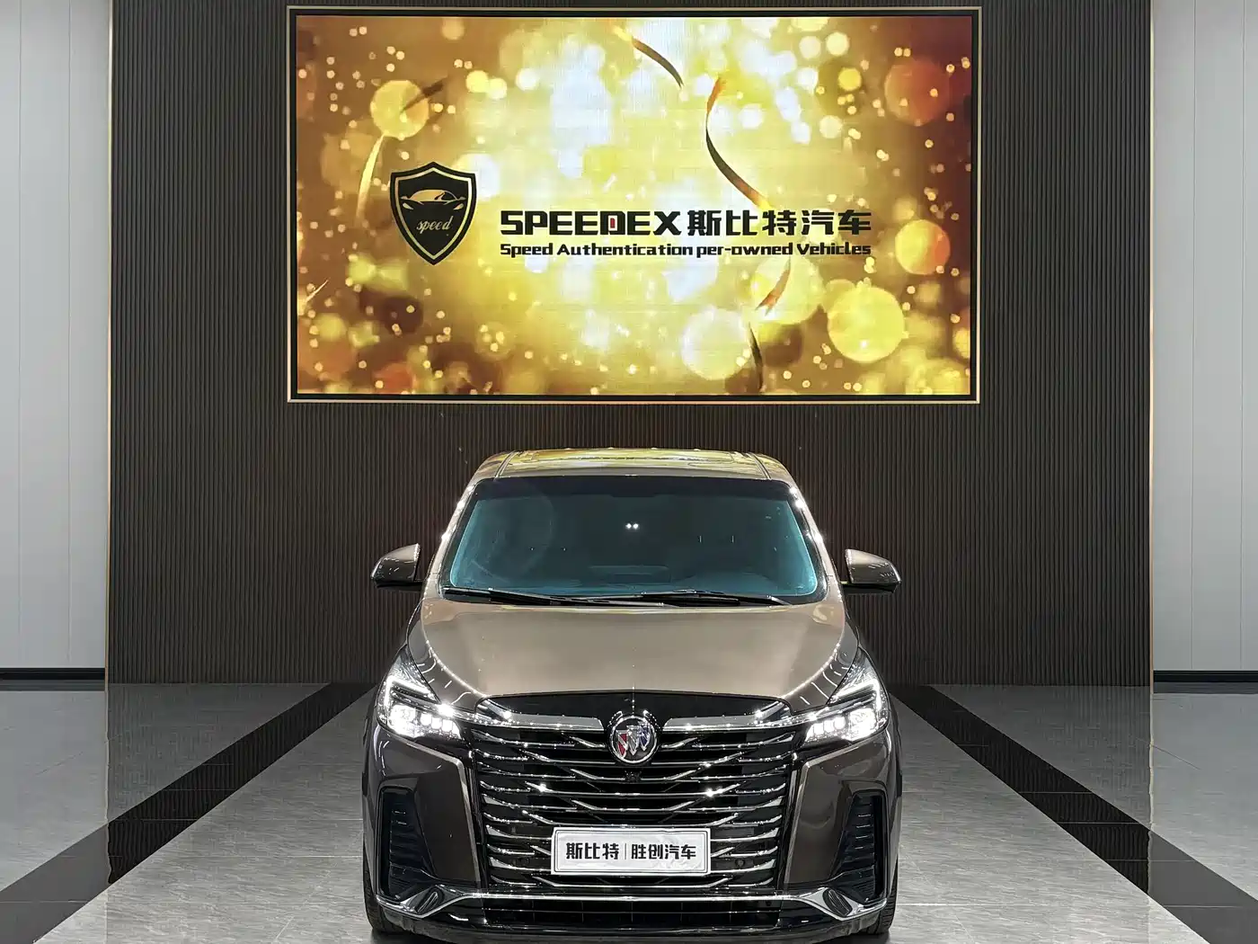 Buick GL8 2023 Land Business Class 652T Luxury фото 17