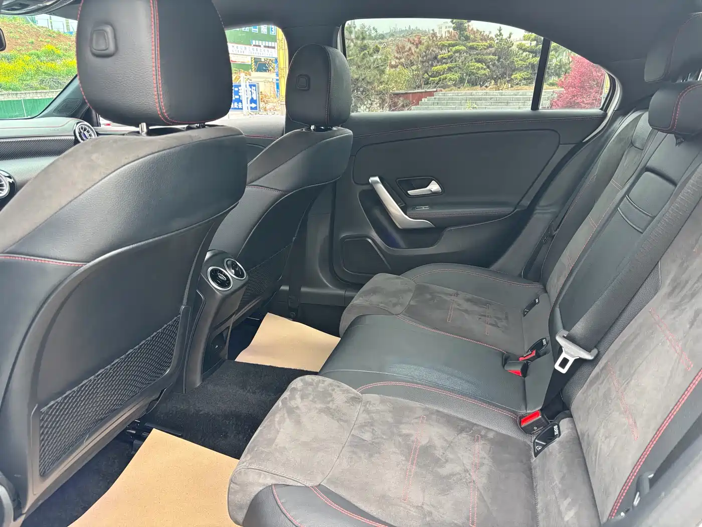 Mercedes-Benz A-Class 2023 A 200 L Fashion фото 4