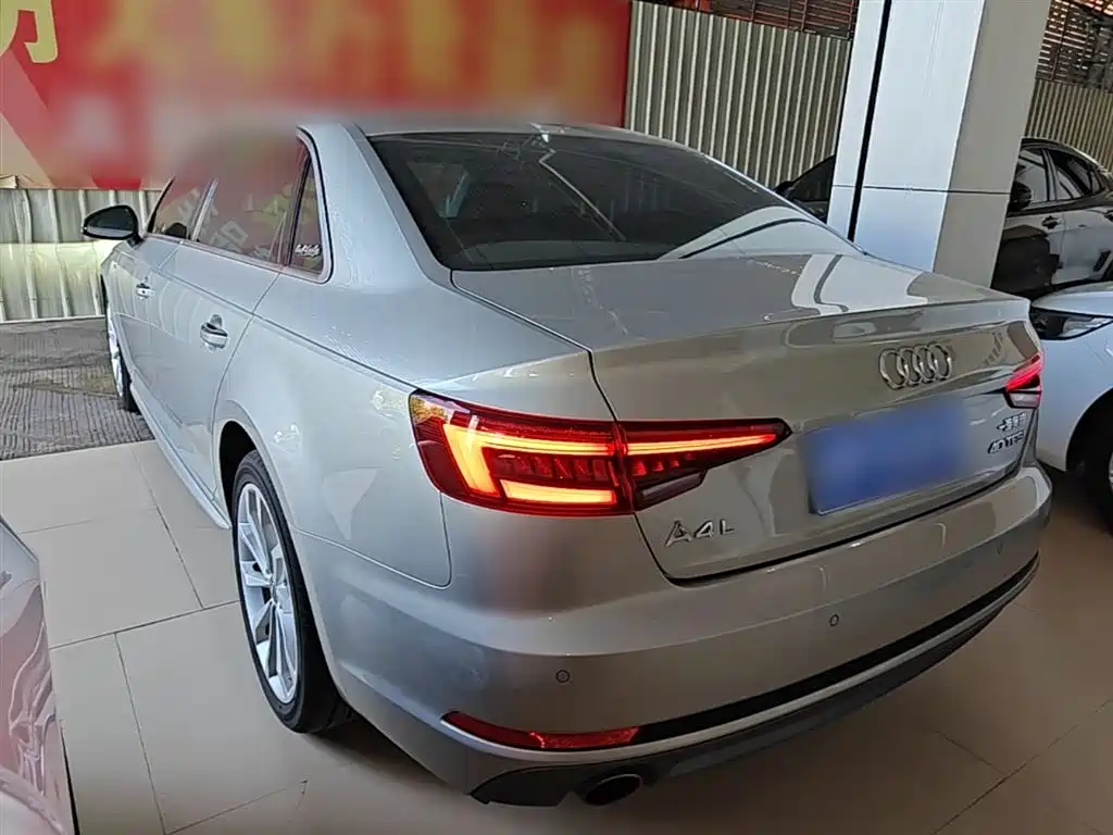 Audi A4L 2018 30th Anniversary 40 TFSI Fashion фото 5