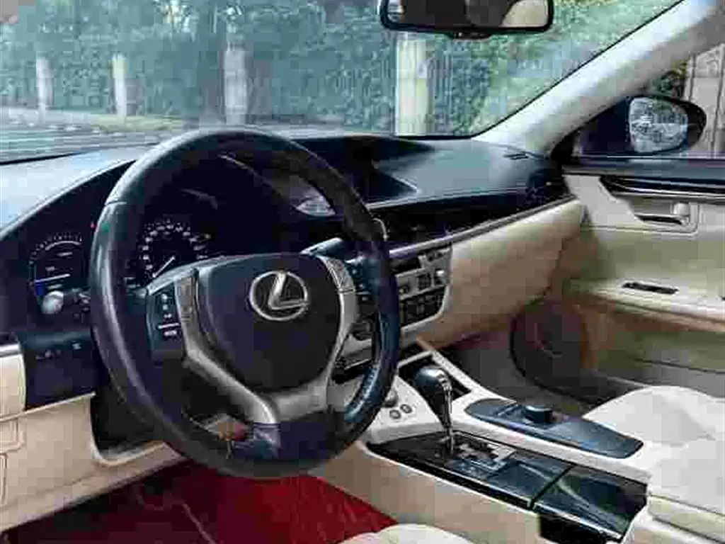 Lexus ES 2014 300h Elite Edition фото 5