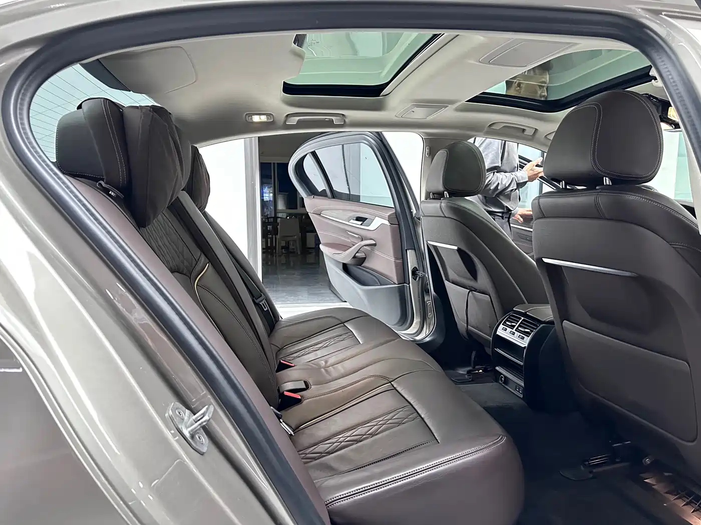 BMW 5 Series 2020 530Li Leading Luxury Package фото 11