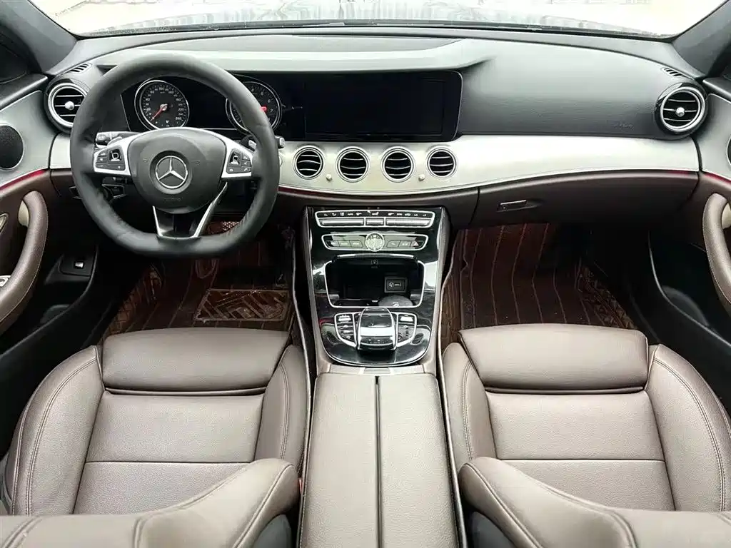 Mercedes-Benz E-Class 2017 E 200 L 4MATIC фото 5