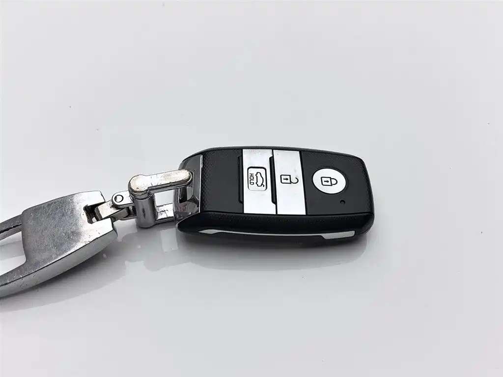 Kia K3 2017 1.6L Automatic 15th Anniversary Special GLS фото 19