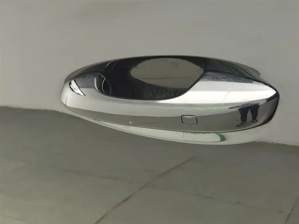 BYD Tang 2019 2.0T Automatic Smart Connect Luxury 5-seater China VI фото 18