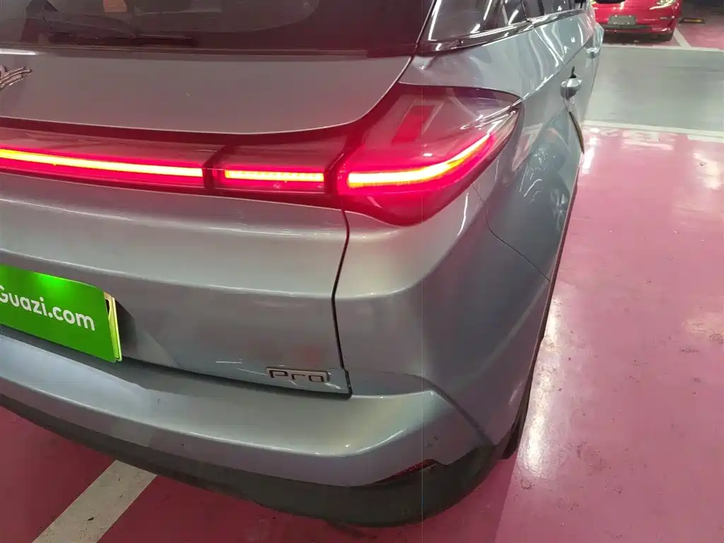 NEZHA AUTOMOBILE NEZHA U