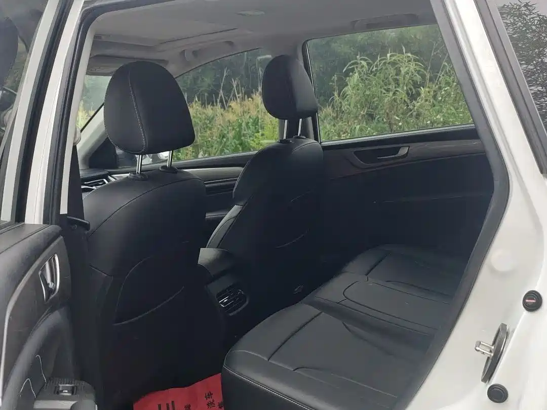 Haval M6 2021 PLUS 1.5T DCT Luxury Smart Connect фото 11