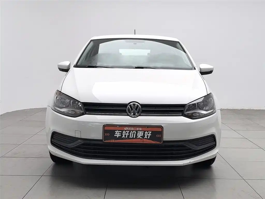 Volkswagen Polo 2018 1.5L Manual Safe Drive фото 3
