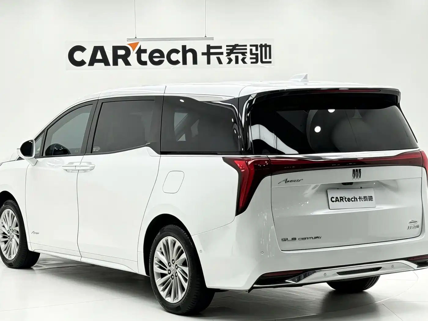 Buick Century 2023 2.0T 6-Seat World Edition фото 3
