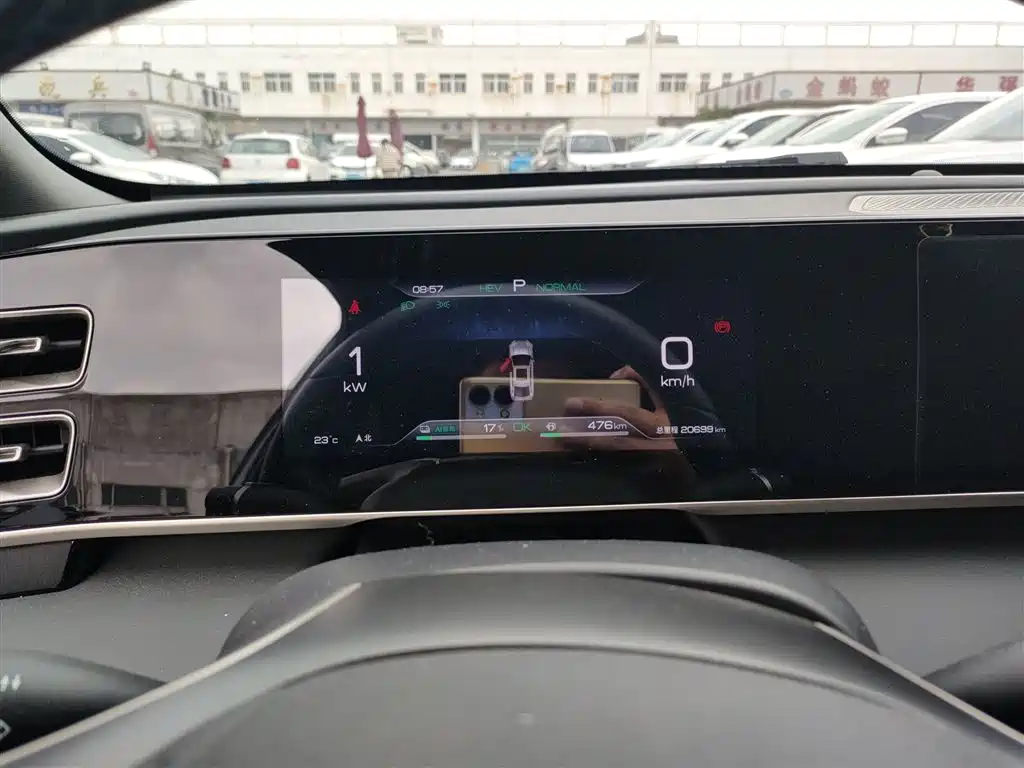 BYD Qin L 2024 DM-i 80KM Superior фото 12