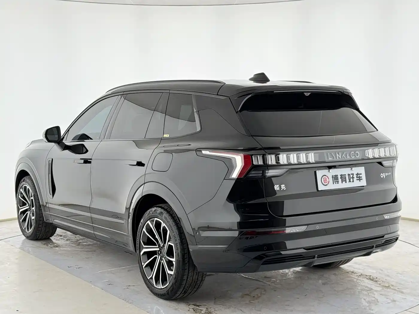 Lynk & Co 09 EM-P 2025 Model 2.0TD EM-P 4WD Max 5-Seater фото 11
