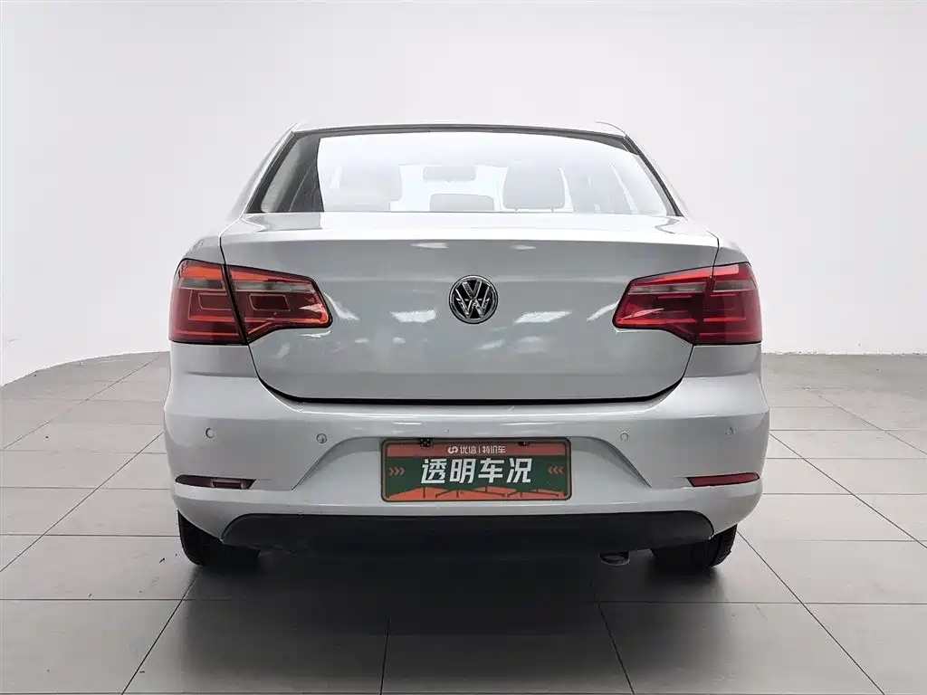 Volkswagen Bora 2014 1.6L Automatic Comfort Edition фото 4