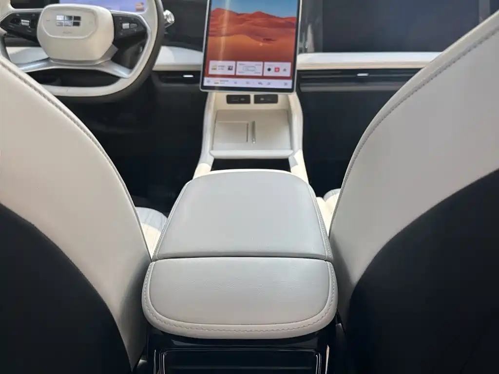 Geely Galaxy Galaxy L7 2023 Model 1.5T 115km Asian Games Phantom Edition фото 9