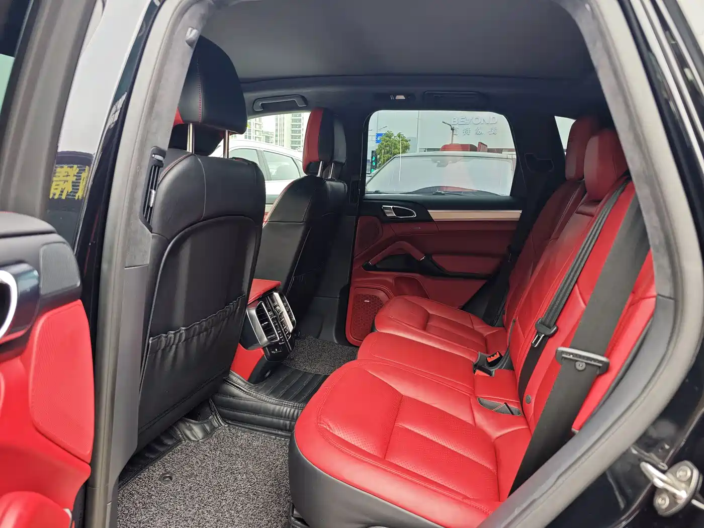 Porsche Cayenne 2016 Cayenne GTS 3.6T фото 8