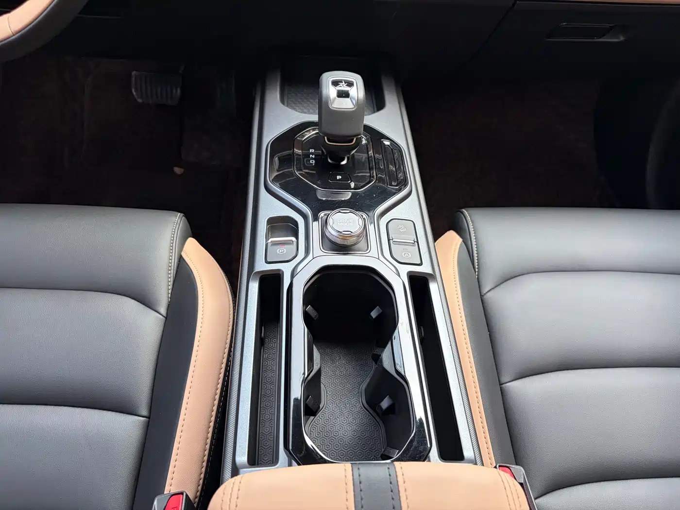 GEELY AUTOMOBILE GEELY ICON