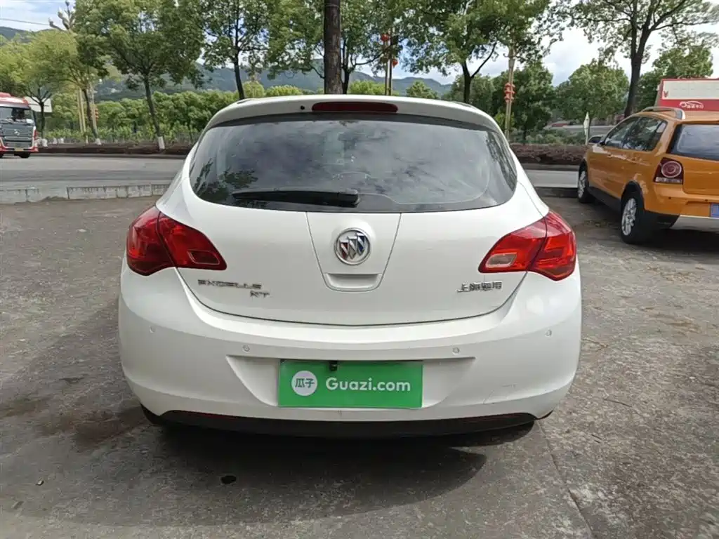 Buick Excelle 2014 XT 1.6L Automatic Fashion фото 6