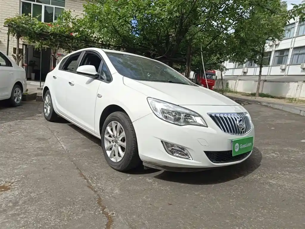 Buick Excelle 2014 XT 1.6L Automatic Fashion фото 4